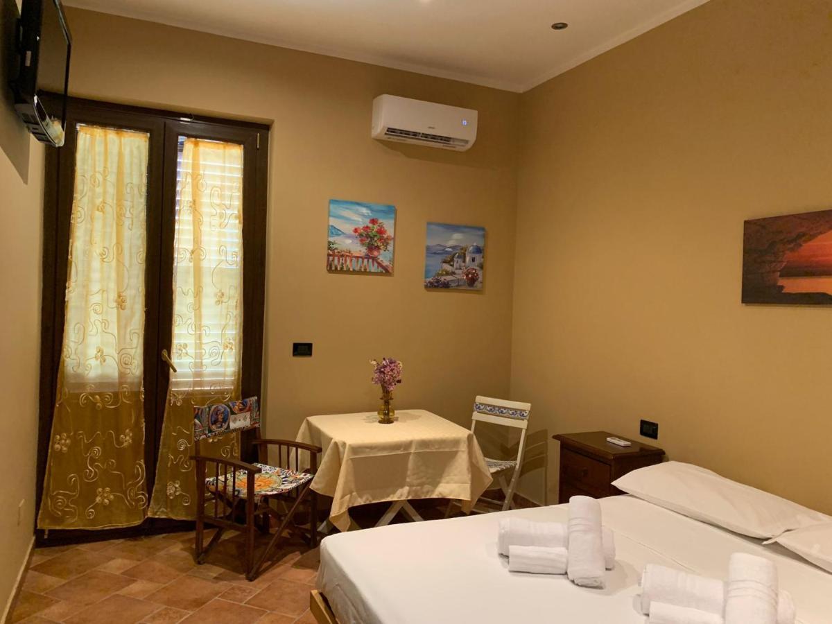 Casa Alice Hotell Isola delle Femmine Exteriör bild